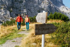 Karnischer Höhenweg Hike World